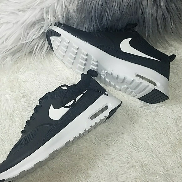 Nike Shoes - NIKE Air Max Thea
